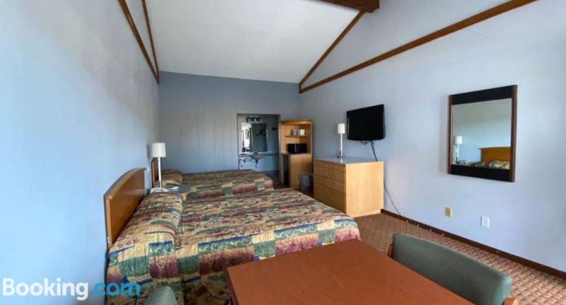 Bridgman Inn (Lazy V Motel) - From Web Listing (newer photo)